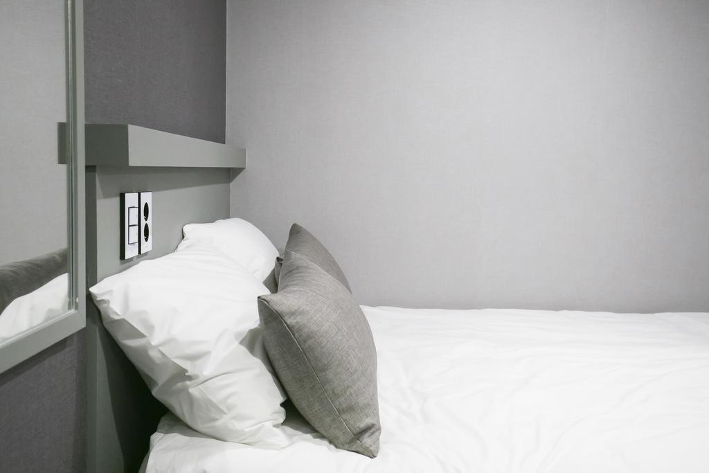 Philstay Myeongdong Station Seoel Buitenkant foto