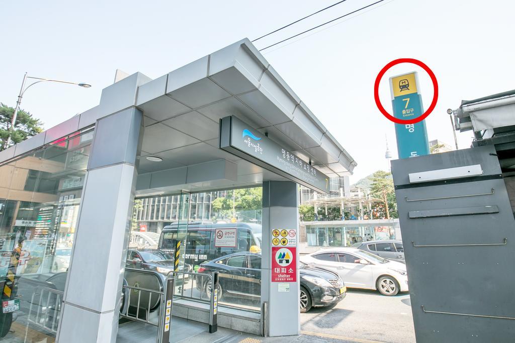 Philstay Myeongdong Station Seoel Buitenkant foto