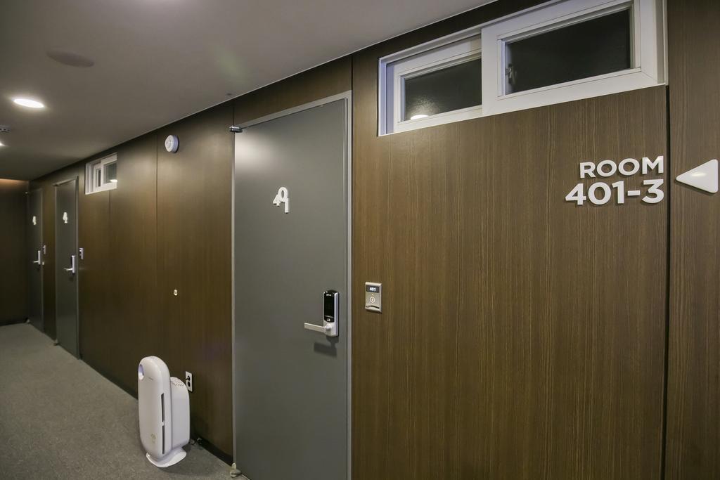 Philstay Myeongdong Station Seoel Buitenkant foto